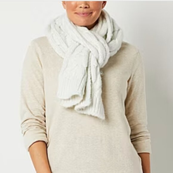 Liz Claiborne 3pc. Set with Free Gift!! - Picture 4 of 9